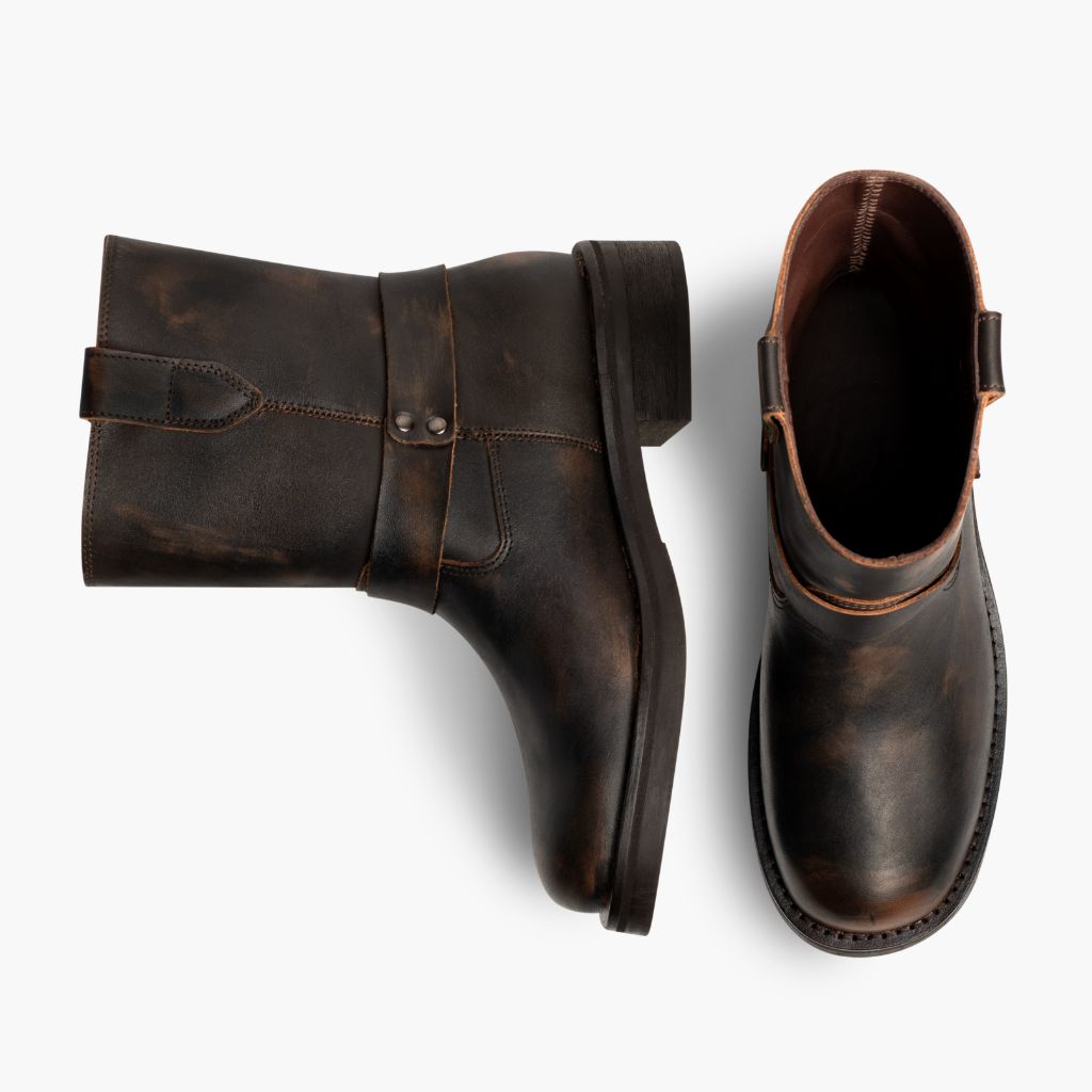 Outlaw Vintage Brown Leather Boots - Reinforced Heel Counter & Precision Double-Row Stitching Detail