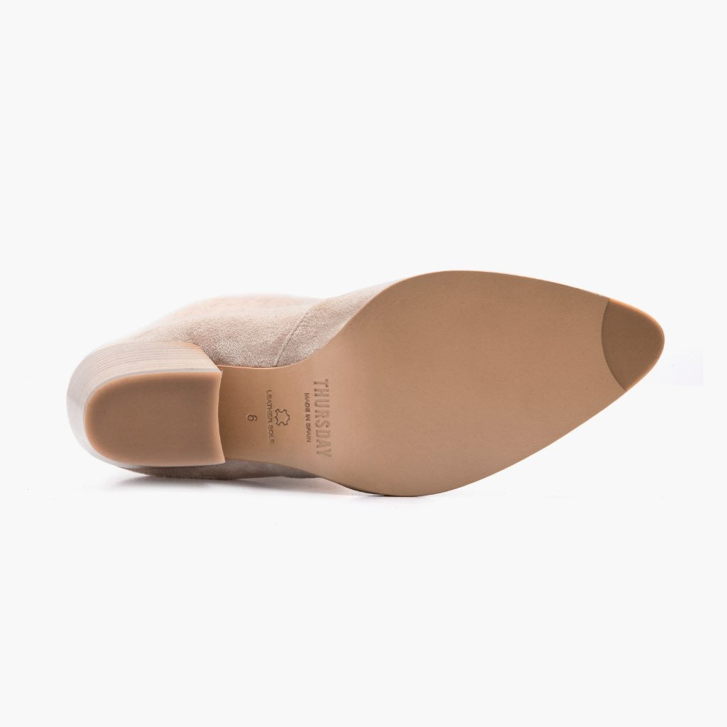 High-Traction Rubber Outsole & Lug Tread Pattern on Tempest Sand Leather Boots