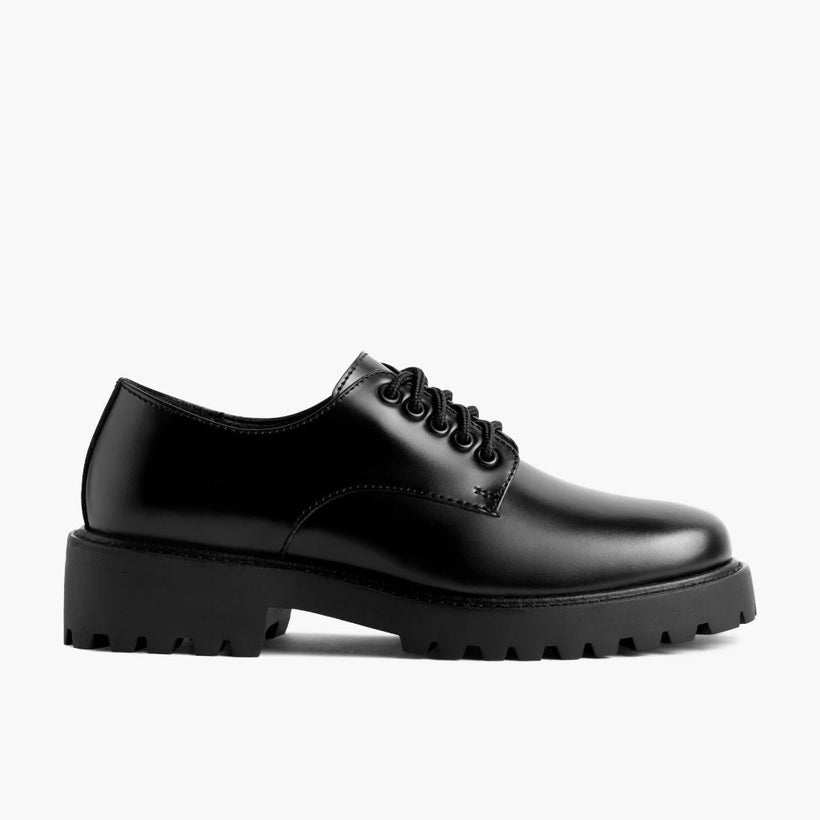 Renegade Black Leather Sneakers