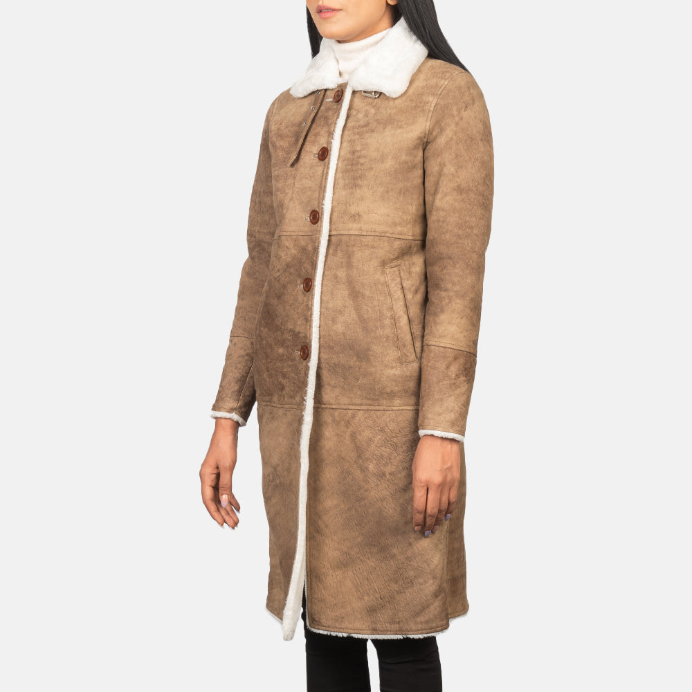 Women's Alina Shearling Brun Skinnkåpe for Kvinner in Distressed Brown Sheepskin Leather - Front Profile View &amp; Tailored Silhouette | Buy Online
