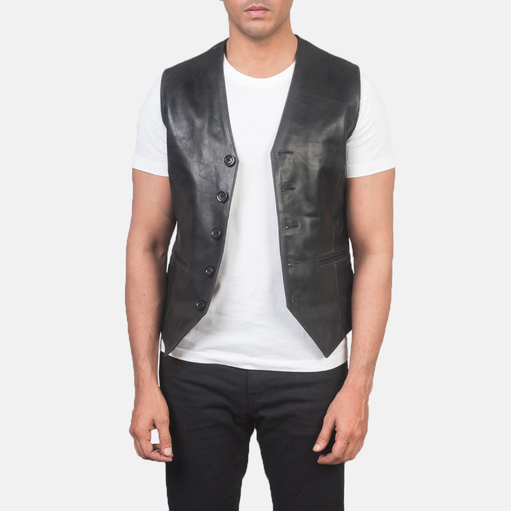 Men's Auden Svart Skinnvest for Herre in Black Cowhide Leather - Front Profile View &amp; Tailored Silhouette | Buy Online