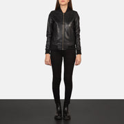 Women's Bliss Svart Bomberjakke i Skinn for Kvinner - Lateral Side Profile View Showing Sleeve Cut &amp; Athletic Taper Fit
