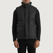 Close-Up Detail of Classic Collar &amp; Zipper With Placket Hardware on Bryan Svart Puffer Vest for Herre