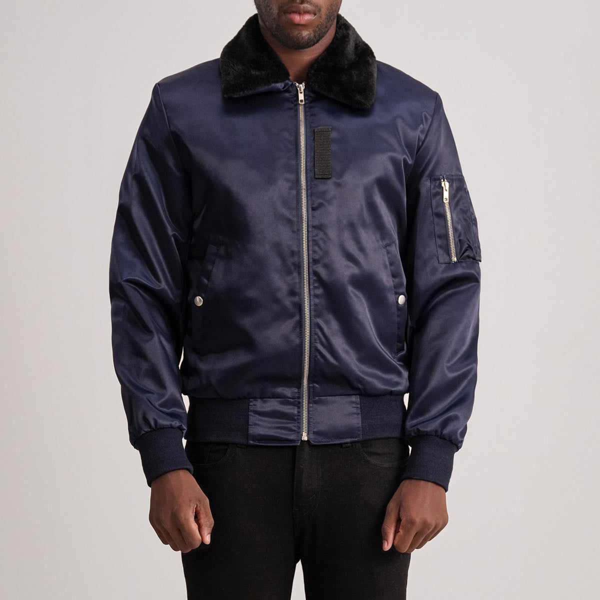Clyde B-15 Blue Bomberjakke i Skinn for Herre in Blue Satin - Front Profile View &amp; Tailored Silhouette | Buy Online