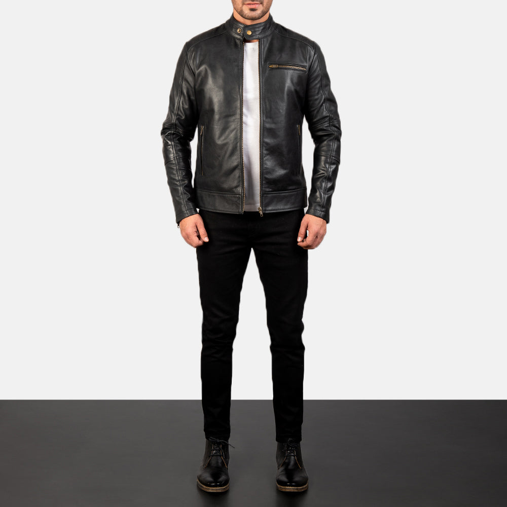 Dean Svart Bikerjakke i Skinn for Herre - Lateral Side Profile View Showing Sleeve Cut &amp; Athletic Taper Fit