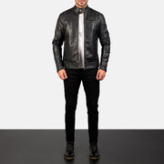 Dean Svart Bikerjakke i Skinn for Herre - Lateral Side Profile View Showing Sleeve Cut &amp; Athletic Taper Fit