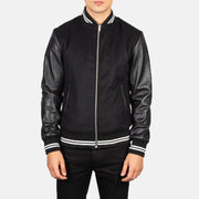 Harrison Svart Hybrid Varsity Skinnjakke for Herre - Lateral Side Profile View Showing Sleeve Cut &amp; Athletic Taper Fit