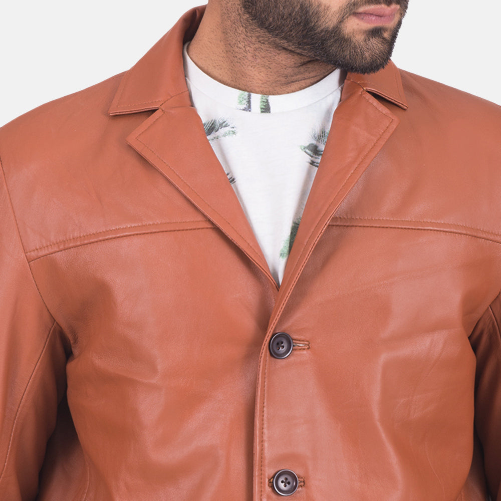 Close-Up Detail of Notch &amp; Button Hardware on James Lys brun Brun Skinnblazer for Herre