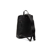 100% Full-Grain Wax Pull-Up 100% Full-Grain Leather Grain Texture & Handcrafted Patina Detail