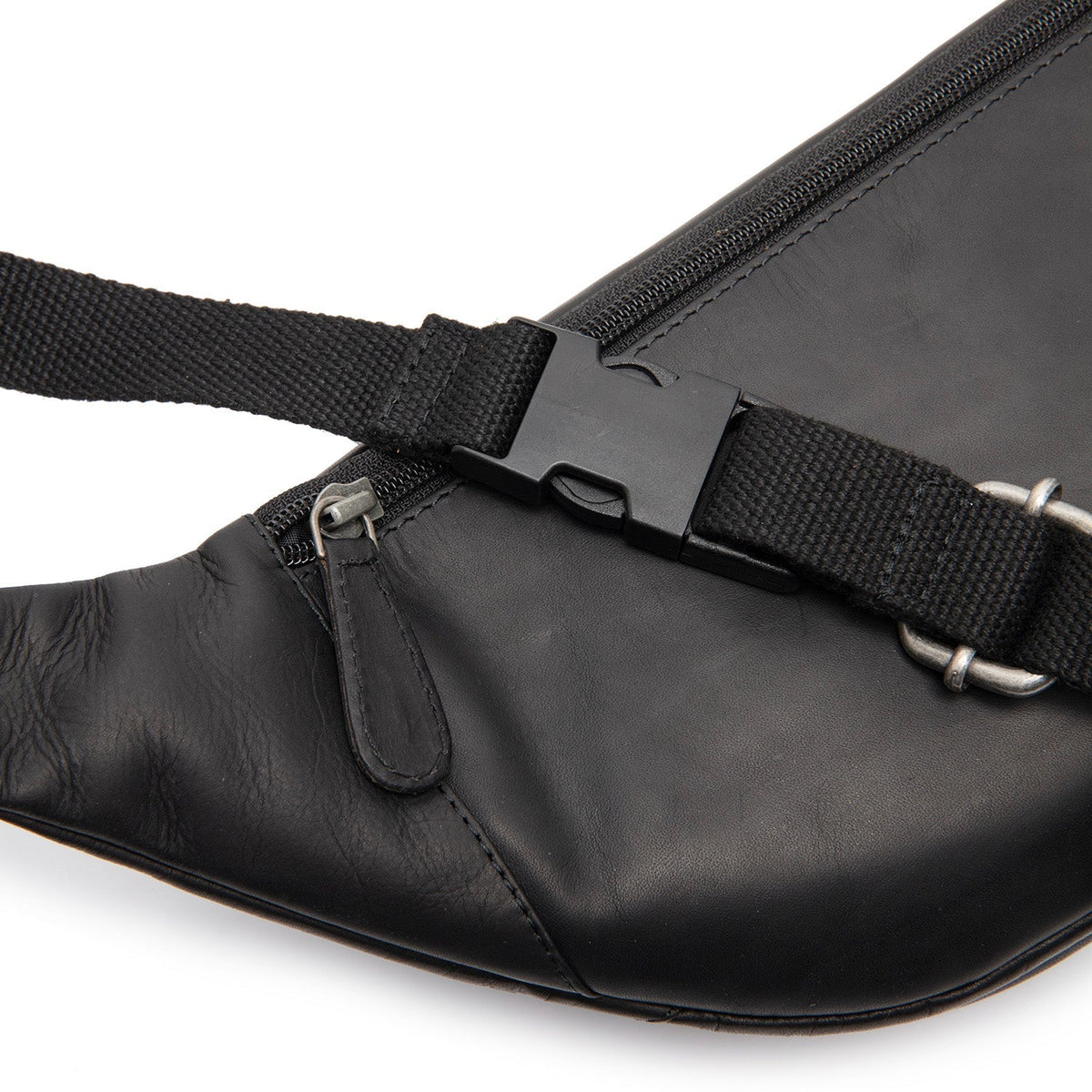 Solid Antique Brass Hardware &amp; Heavy-Duty Dual Zipper Detail on Vernio Full-Grain Leather Belt Bag for Kvinner