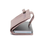 Solid Antique Brass Hardware &amp; Heavy-Duty Dual Zipper Detail on Kaunas Full-Grain Leather Card Holder for Kvinner