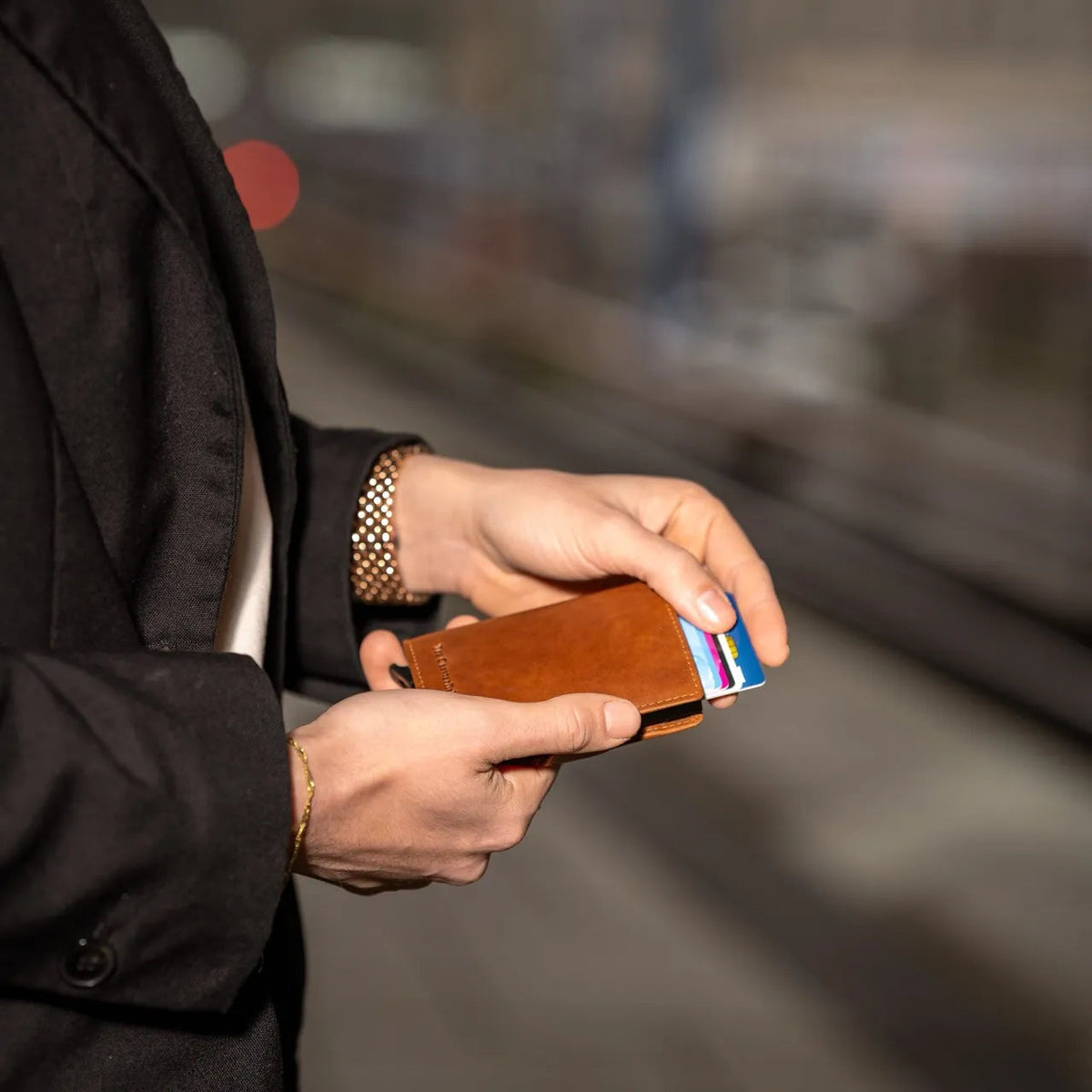 Lagos Full-Grain Leather Card Holder for Kvinner – alternate product view 3