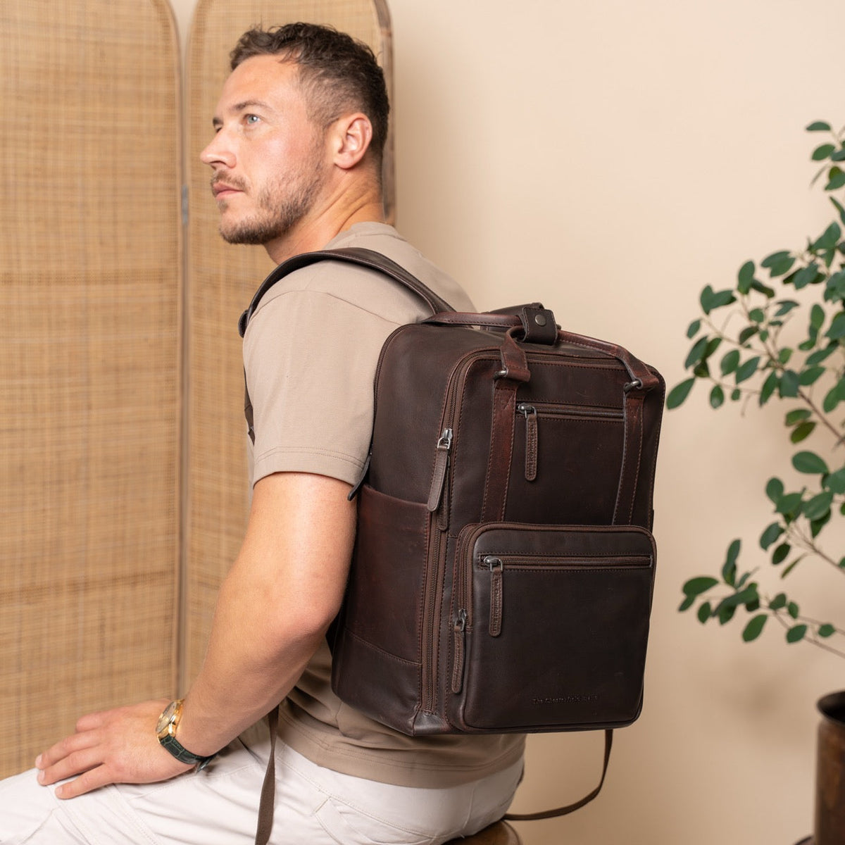 Calden Full-Grain Leather Laptop Backpack for Kvinner – alternate product view 2