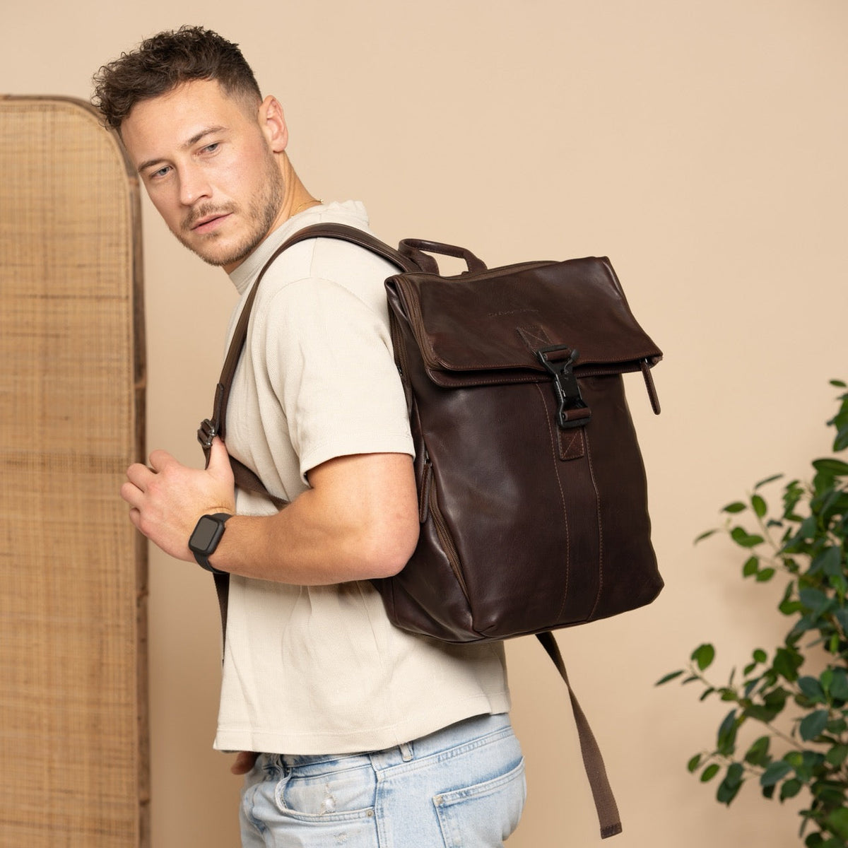 Savona Full-Grain Leather Laptop Backpack for Kvinner – alternate product view 2