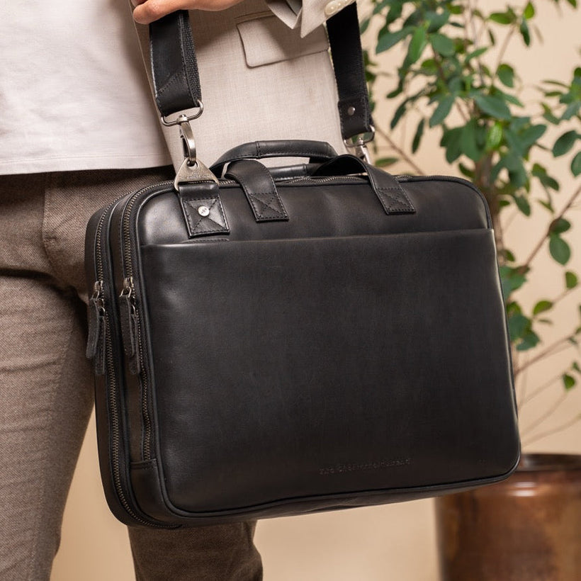 Iseo Full-Grain Leather Laptop Bag for Herre