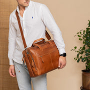 Ryan Full-Grain Leather Laptop Bag for Herre – alternate product view 3