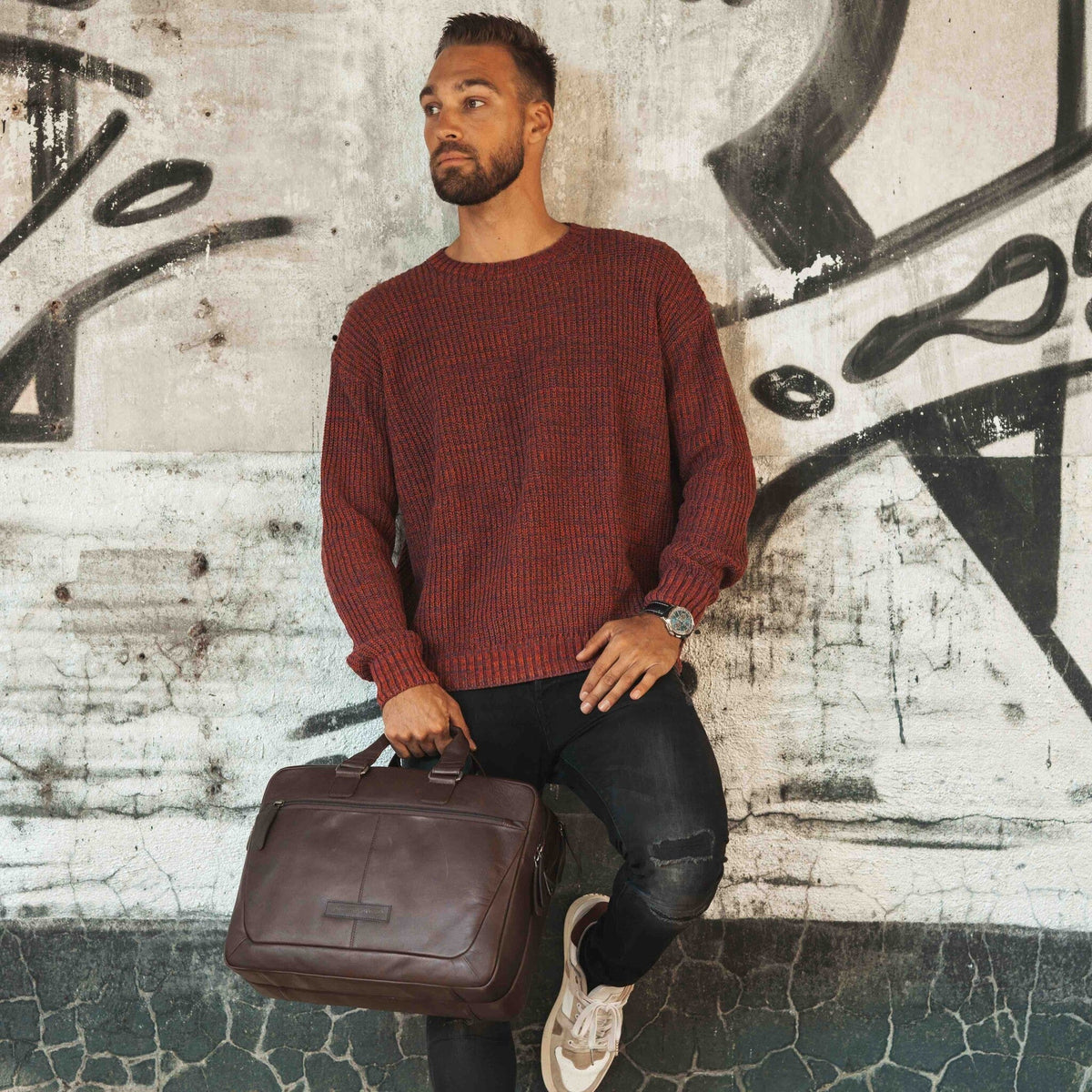 Seth Full-Grain Leather Laptop Bag for Herre – alternate product view 3