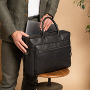 Tacama Full-Grain Leather Laptop Bag for Kvinner - Structured Side Profile Showing Gusset Depth &amp; Expansion Capacity