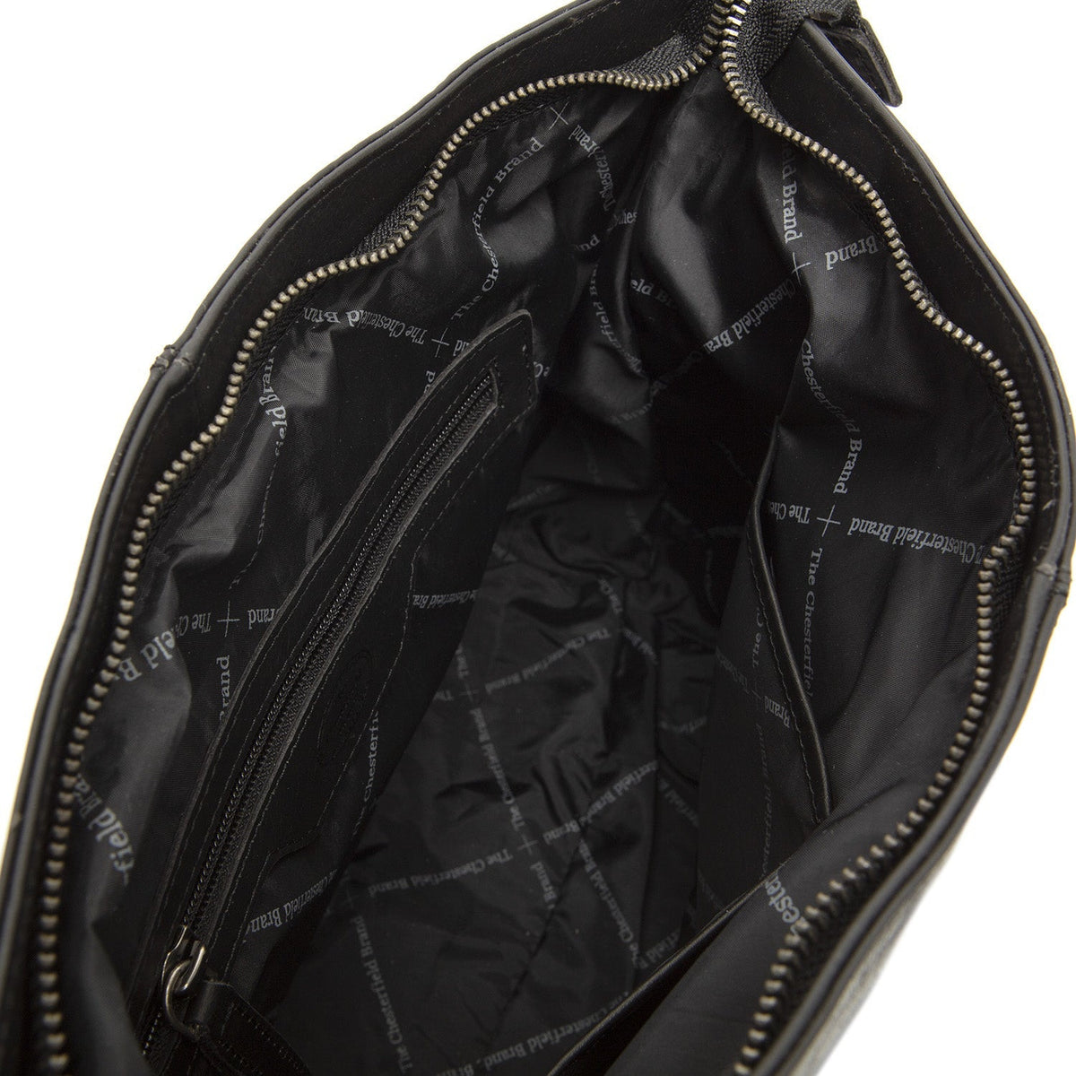 Solid Antique Brass Hardware &amp; Heavy-Duty Dual Zipper Detail on Amelia Full-Grain Leather Shoulder Bag for Kvinner