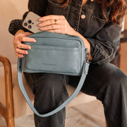 Liora Full-Grain Leather Shoulder Bag for Kvinner – alternate product view 3