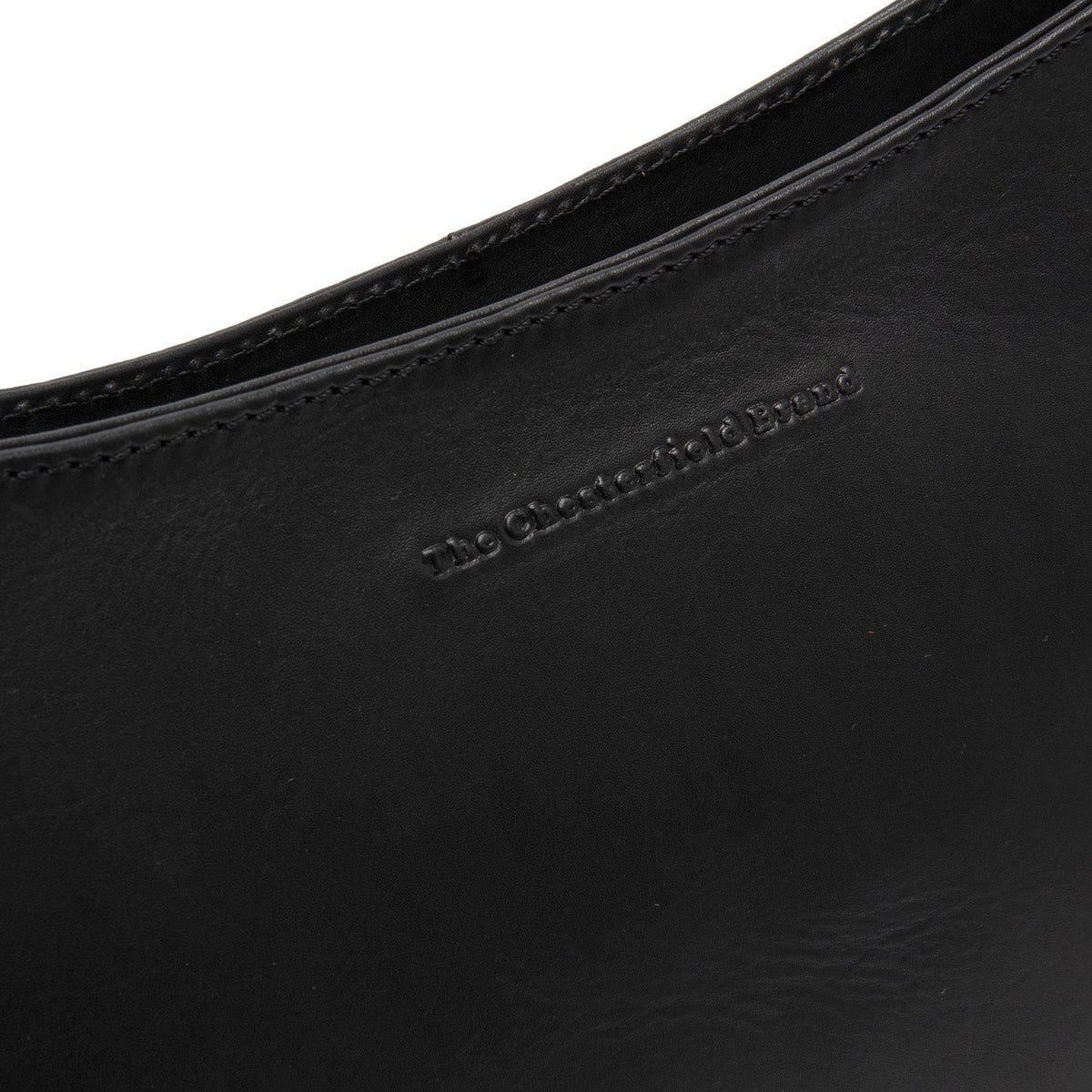 Solid Antique Brass Hardware &amp; Heavy-Duty Dual Zipper Detail on Valentano Full-Grain Leather Shoulder Bag for Kvinner