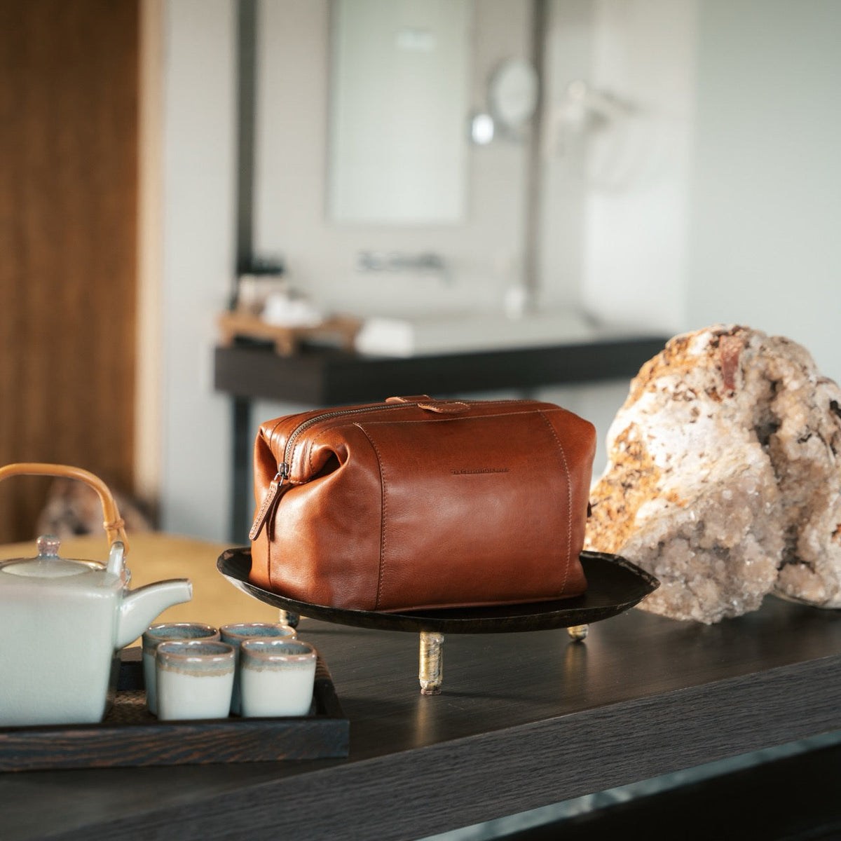 Biassa Full-Grain Leather Toiletry Bag for Kvinner – alternate product view 3