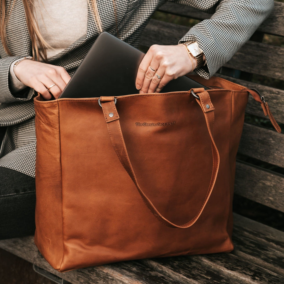 Berlin Full-Grain Leather Tote Bag for Kvinner – alternate product view 2