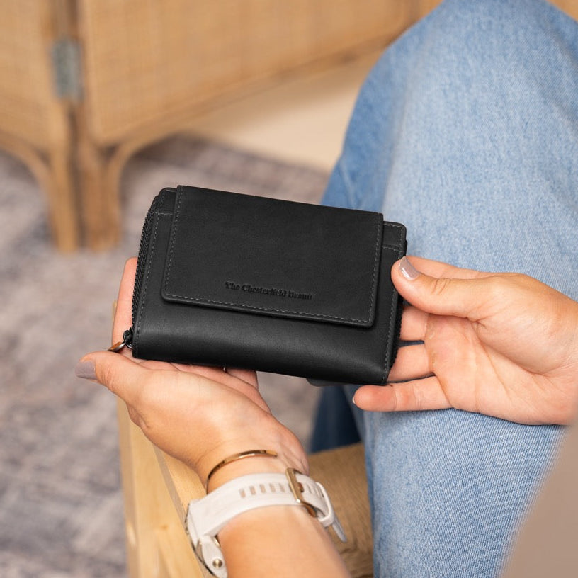 Ascot Full-Grain Leather Wallet for Kvinner