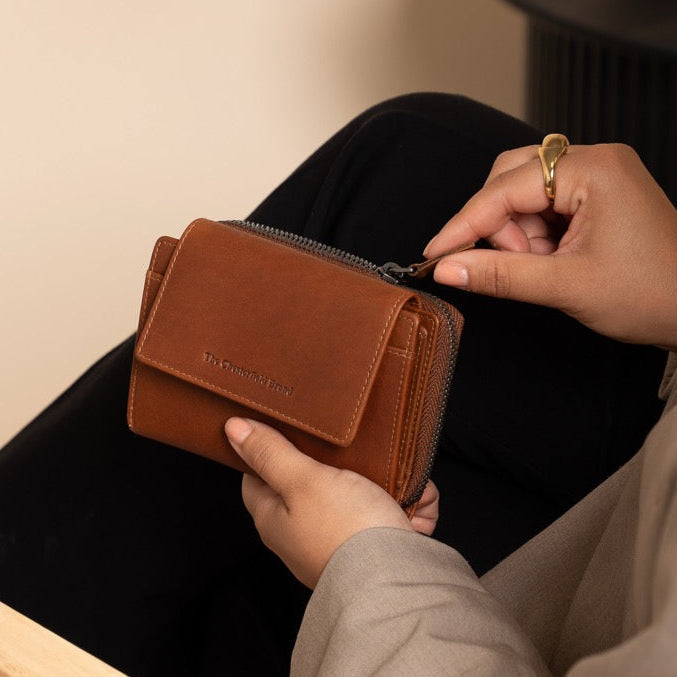 Ascot Full-Grain Leather Wallet for Kvinner – alternate product view 2