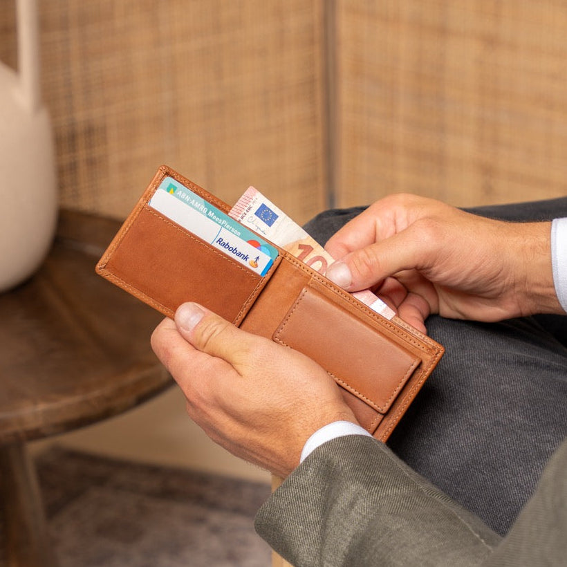 Enzo Full-Grain Leather Wallet for Herre – alternate product view 3