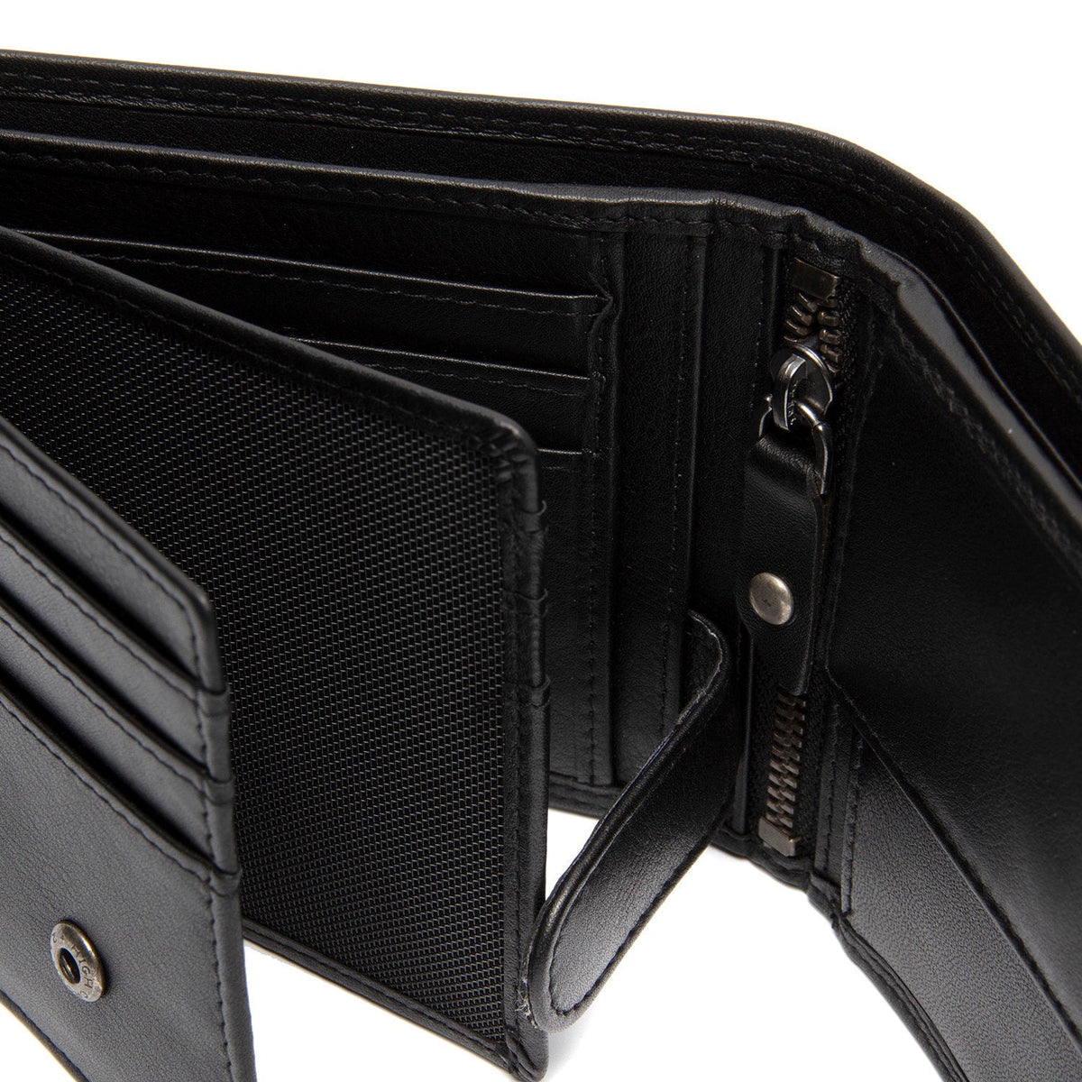 Hendrick Full-Grain Leather Wallet for Herre - Structured Side Profile Showing Gusset Depth &amp; Expansion Capacity