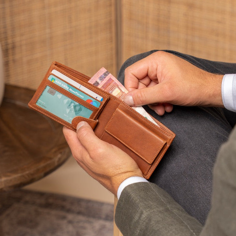 Marvin Full-Grain Leather Wallet for Herre – alternate product view 3