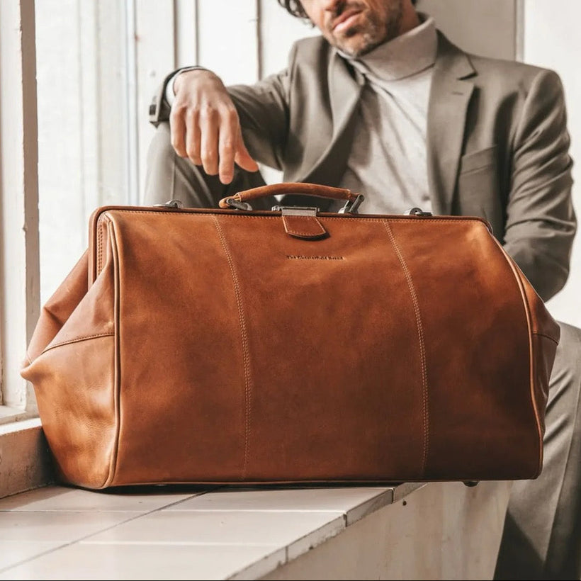 Corfu Full-Grain Leather Weekender Bag for Kvinner
