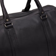 Solid Antique Brass Hardware &amp; Heavy-Duty Dual Zipper Detail on Melbourne Full-Grain Leather Weekender Bag for Kvinner