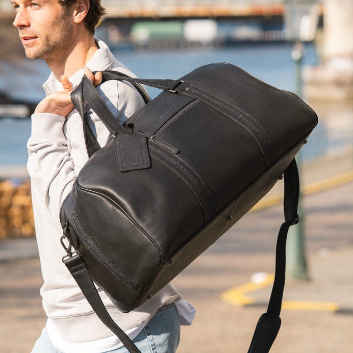 Rivaro Full-Grain Leather Weekender Bag for Kvinner