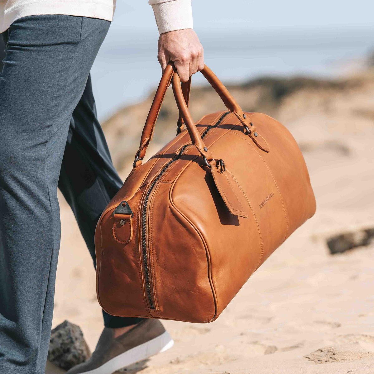 William Full-Grain Leather Weekender Bag for Kvinner – alternate product view 2