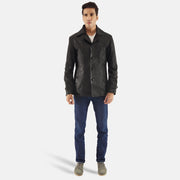 Leo Svart Skinnkåpe for Herre - Lateral Side Profile View Showing Sleeve Cut &amp; Athletic Taper Fit