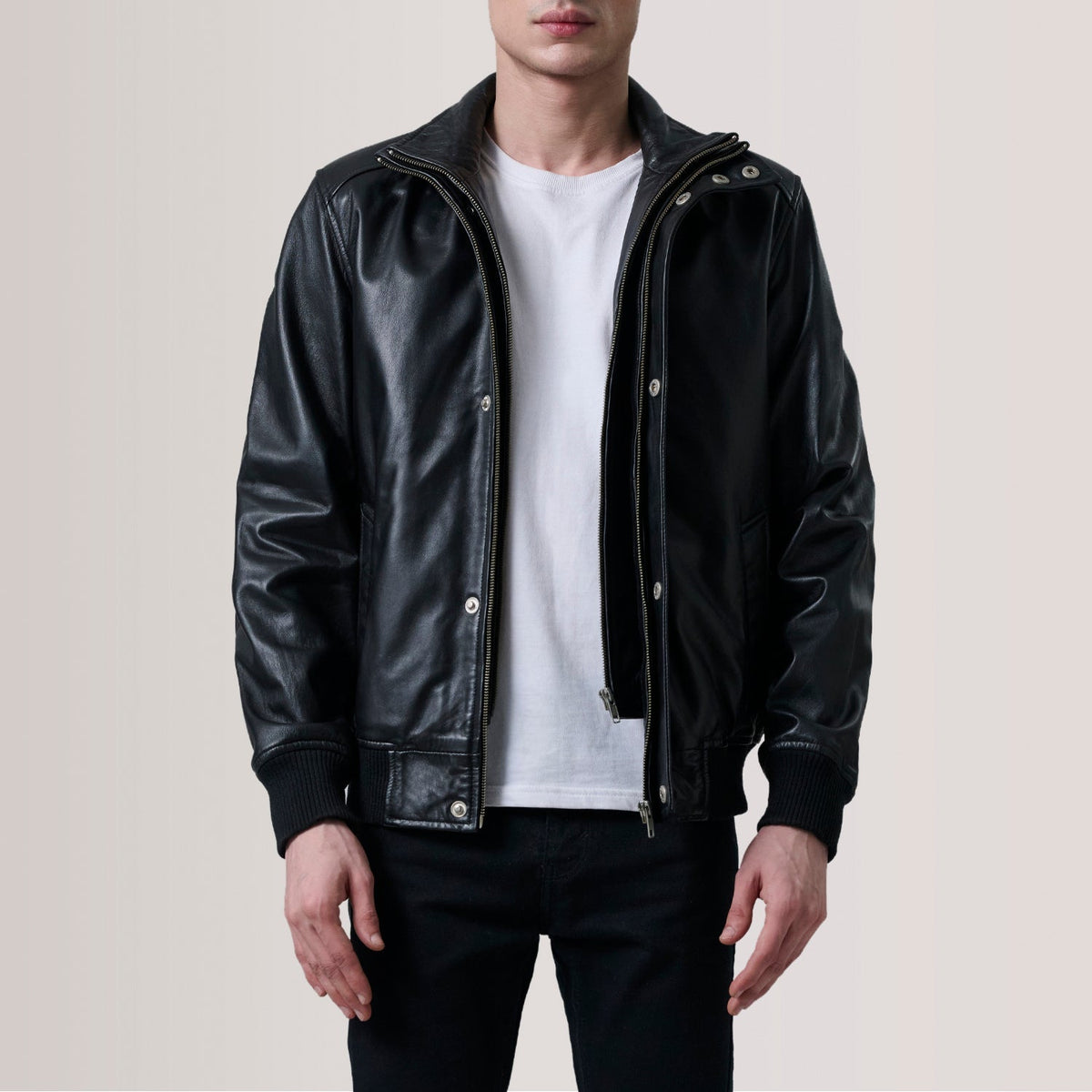 Lester Brun Suede Bomberjakke i Skinn for Herre For Men in Brown Goatskin Suede - Front Profile View &amp; Tailored Silhouette | Buy Online