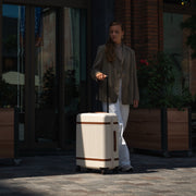Medium Suitcase Zuna for Kvinner – alternate product view 3