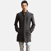 Men's Midlander Quilted Svart Skinnkåpe for Herre in Black Sheepskin Leather - Front Profile View &amp; Tailored Silhouette | Buy Online