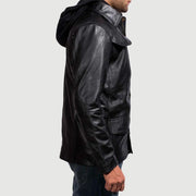 Close-Up Detail of Shirt &amp; Zipper with Button Flap Hardware on Men's Moulder Hooded Svart Skinnjakke for Herre