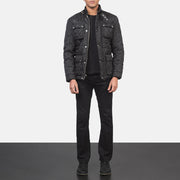 Men's Nelson Quilted Svart Windbreaker Skinnjakke for Herre - Lateral Side Profile View Showing Sleeve Cut &amp; Athletic Taper Fit
