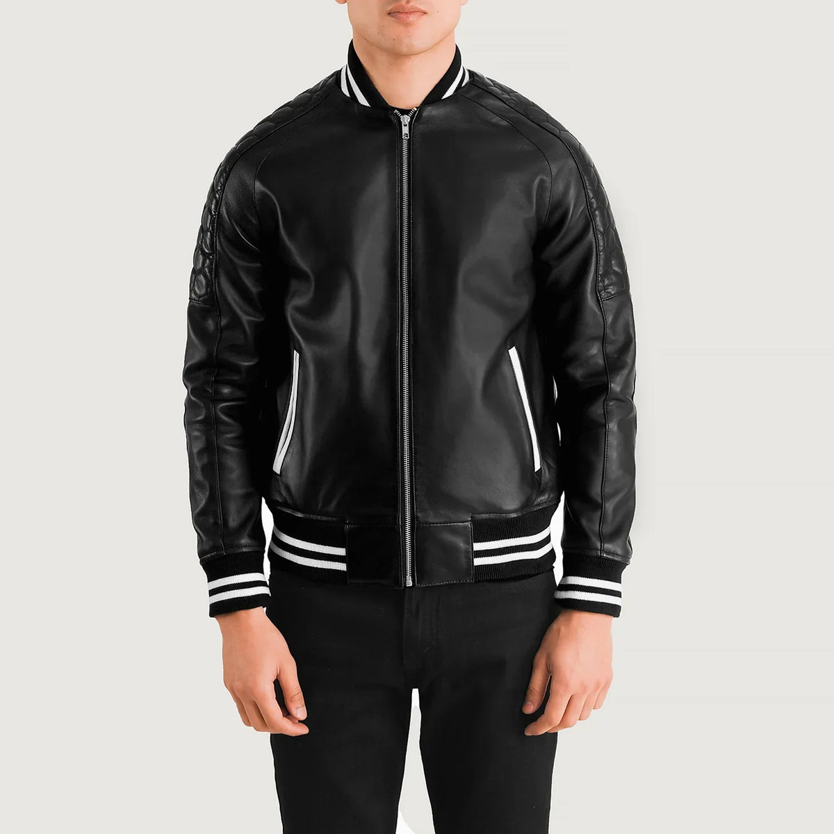 Pascal Svart Leather Varsity Skinnjakke for Herre in Black Sheepskin Leather - Front Profile View &amp; Tailored Silhouette | Buy Online