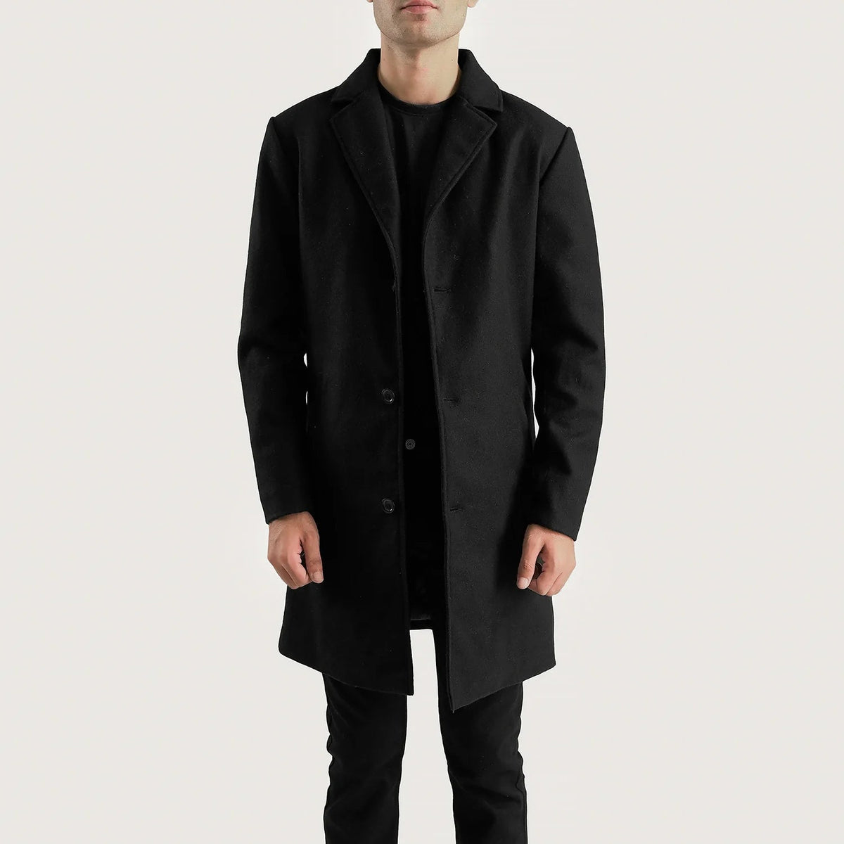 Petrillo Svart Wool Single Breasted Skinnkåpe for Herre in Black Synthetic Wool - Front Profile View &amp; Tailored Silhouette | Buy Online