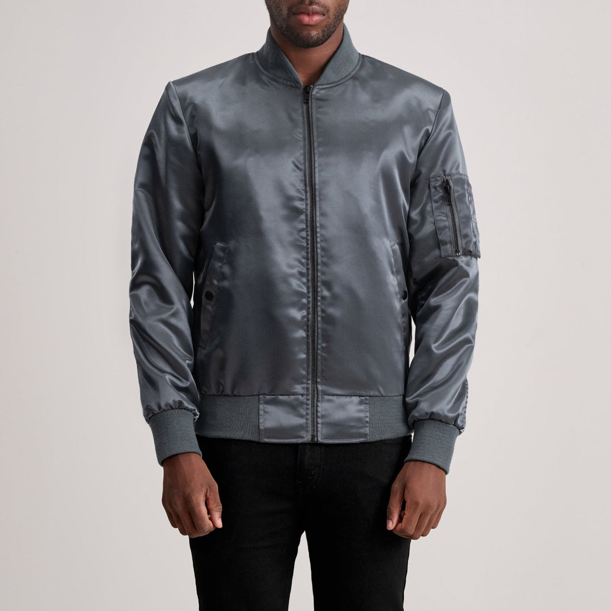 Quinton MA-1 Grey Bomberjakke i Skinn for Herre in Grey Satin - Front Profile View &amp; Tailored Silhouette | Buy Online