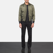 Men's Ramon Green Bomberjakke i Skinn for Herre - Lateral Side Profile View Showing Sleeve Cut &amp; Athletic Taper Fit