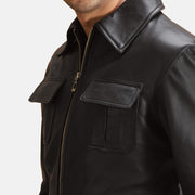 Close-Up Detail of Shirt &amp; Zipper Hardware on Raven Svart Skinnjakke for Herre