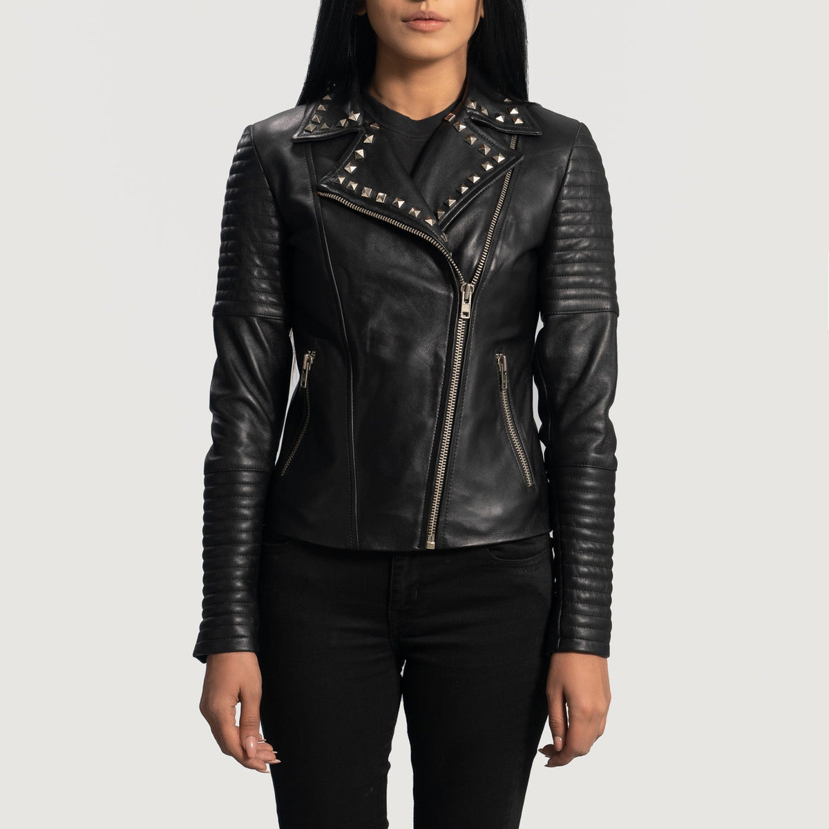 Women's Sally Mae Studded Svart Bikerjakke i Skinn for Kvinner in Black Sheepskin Leather - Front Profile View &amp; Tailored Silhouette | Buy Online