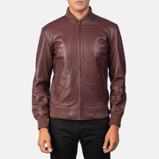 Close-Up Detail of Varsity &amp; Zipper Hardware on Men's Shane Maroon Bomberjakke i Skinn for Herre