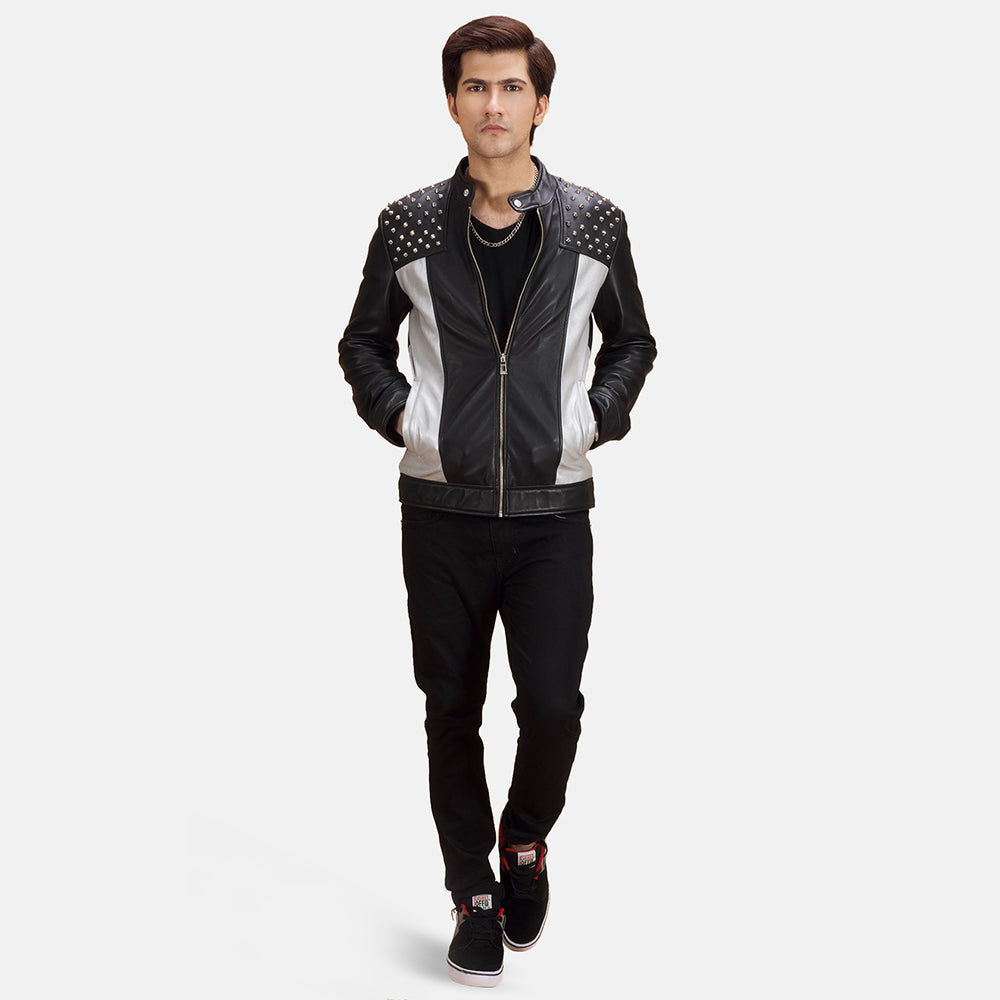 Shapron Studded Bikerjakke i Skinn for Herre - Lateral Side Profile View Showing Sleeve Cut &amp; Athletic Taper Fit